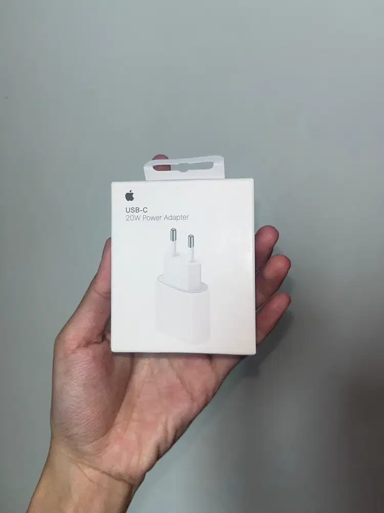 APPLE || Adaptor Iphone 13 Original || Type USB - C 20 W