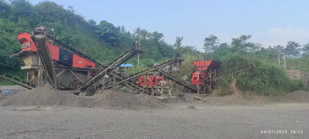 Stone crusher capasitas 100 ton per jam