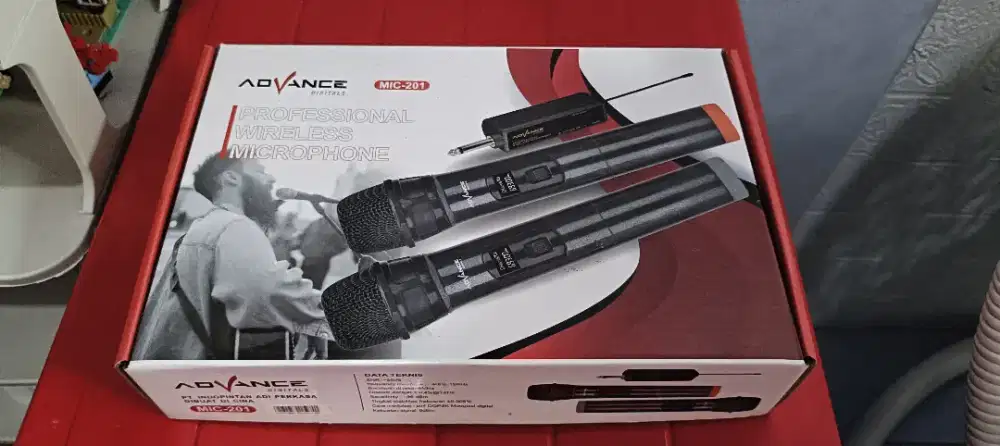 Advance Wireless Microphone