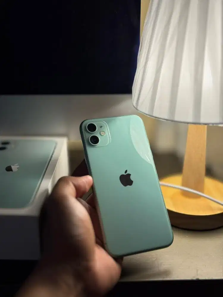 Iphone 11 64gb inter fullset imei regis 100% aman