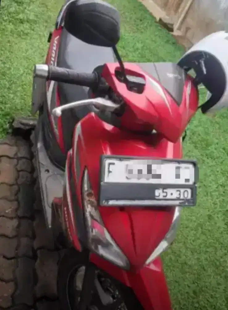 Vario merah 2015