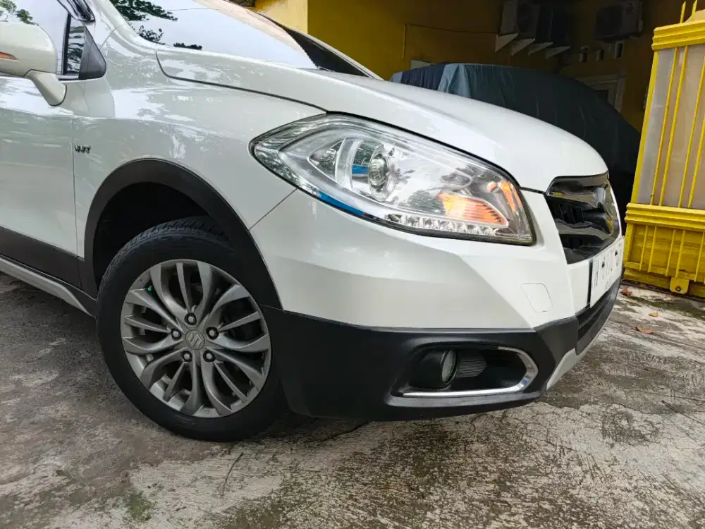 MATIC SX4 SCROSS 2017 ISTIMEWA ORIGINAL PAJAK BARU MULUS UTUH REMOTE 2