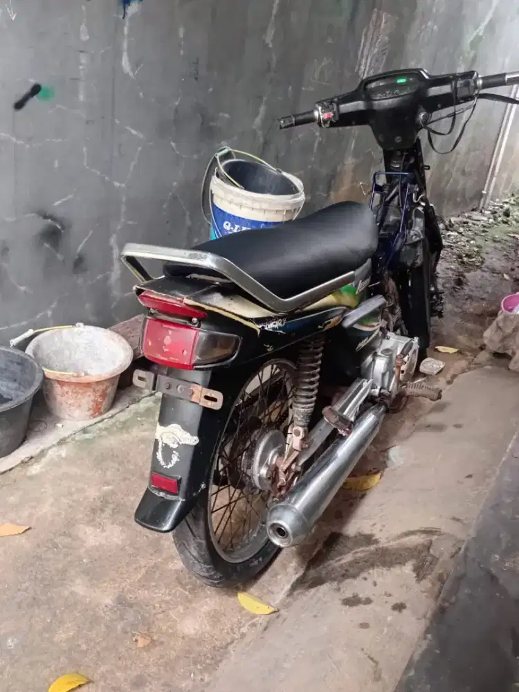 Honda legenda tahun 2003