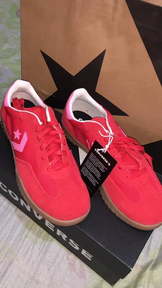 Sepatu converse run star traine