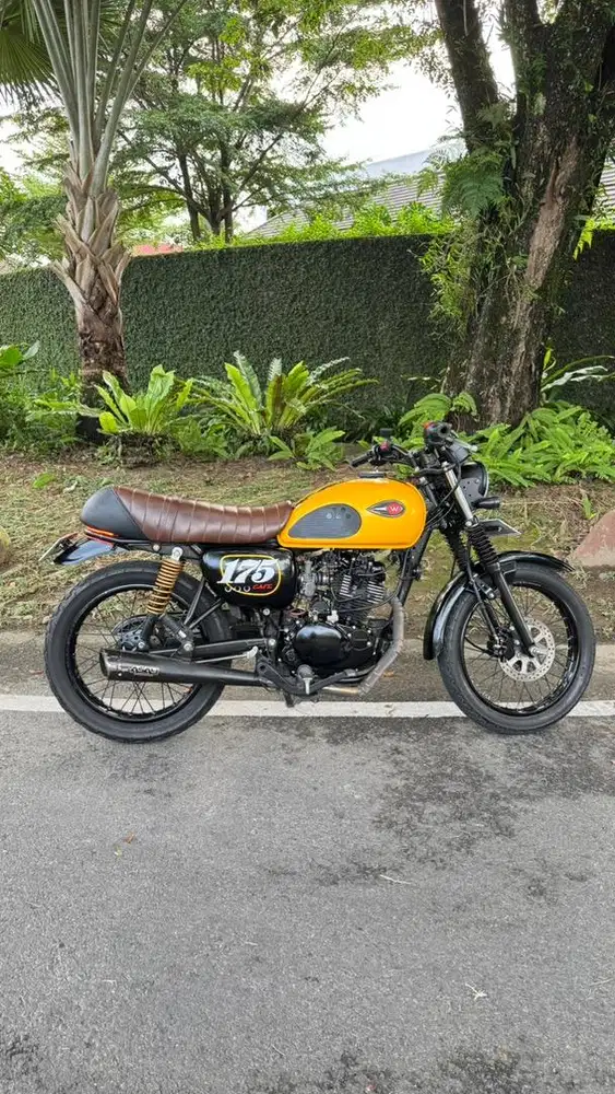 Dijual Kawasaki W 175 Cafe 2019