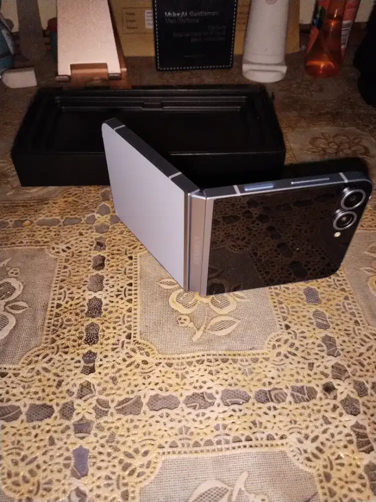 Jual HP samsung zip flip 6