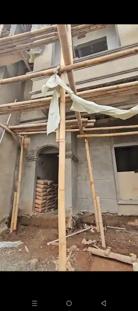 Cluster mewah 2,5 lantai kelapa dua depok