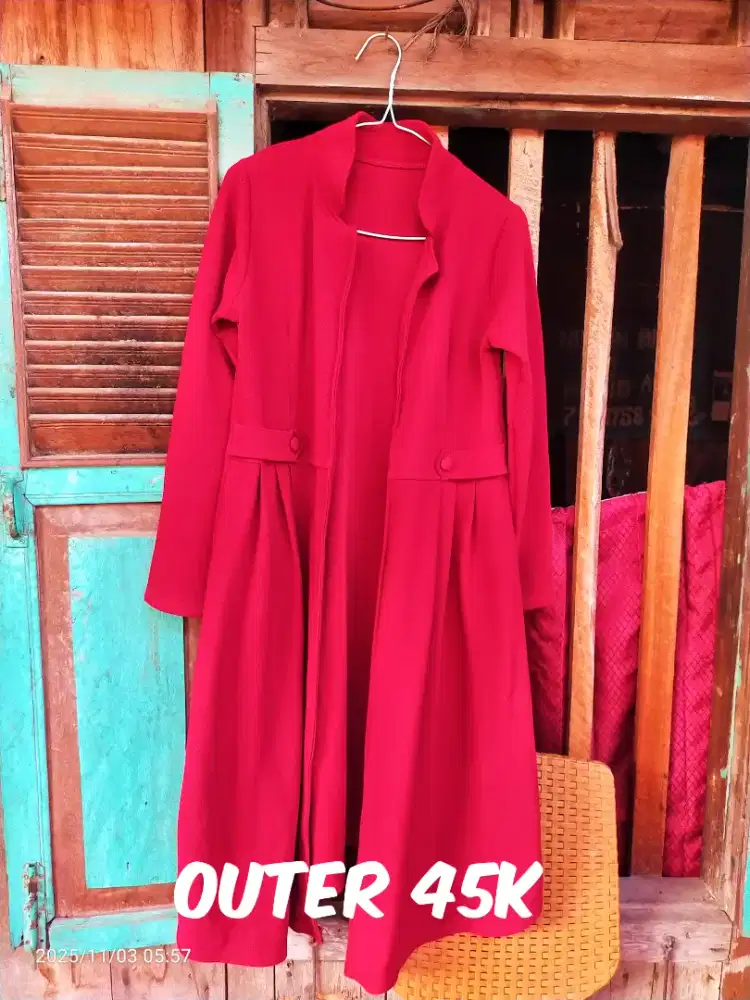 Outer, dan abaya bekas sample ngonten tiktok