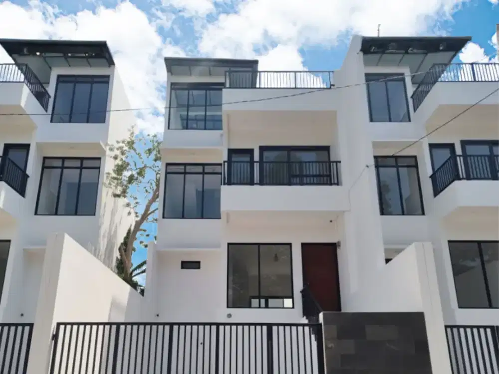 GRATIS BIAYA NOTARIS! Rumah 2,5 Lantai di Cigadung Dekat Darul Hikam Dago Kota Bandung