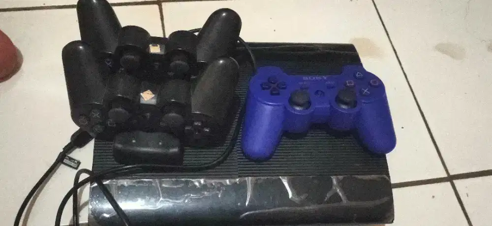 PS3 SUPER SLIM 500 GB + STICK ADA 3 BERFUNGSI NORMAL SIAP MAEN