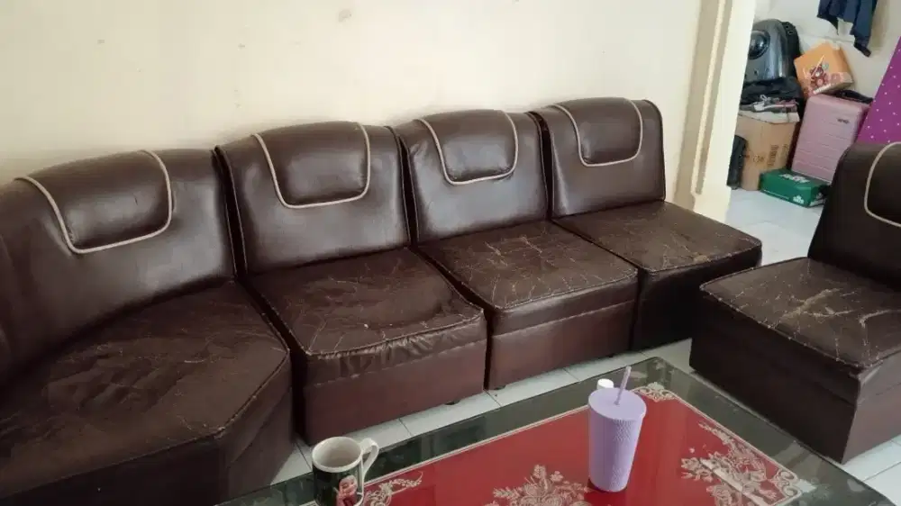 kursi sofa meja