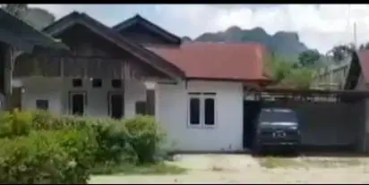 DISEWAKAN RUANG USAHA