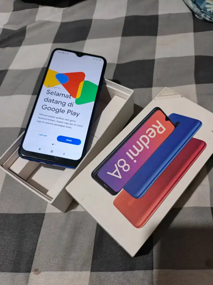 Xiaomi Redmi 8A Warna Biru EX Resmi indo. Normal Siap pakai
