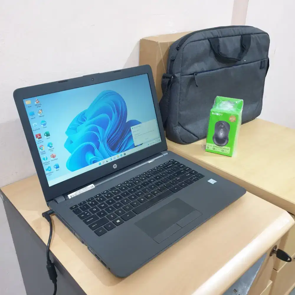 HP 240 G6 - I5 7200U - HD 620 - DDR4 8GB - SSD 240GB