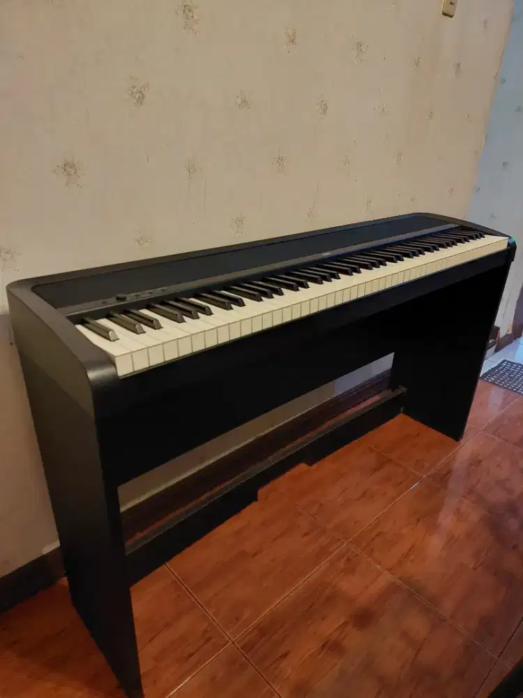 Dilepas untuk master yang baru