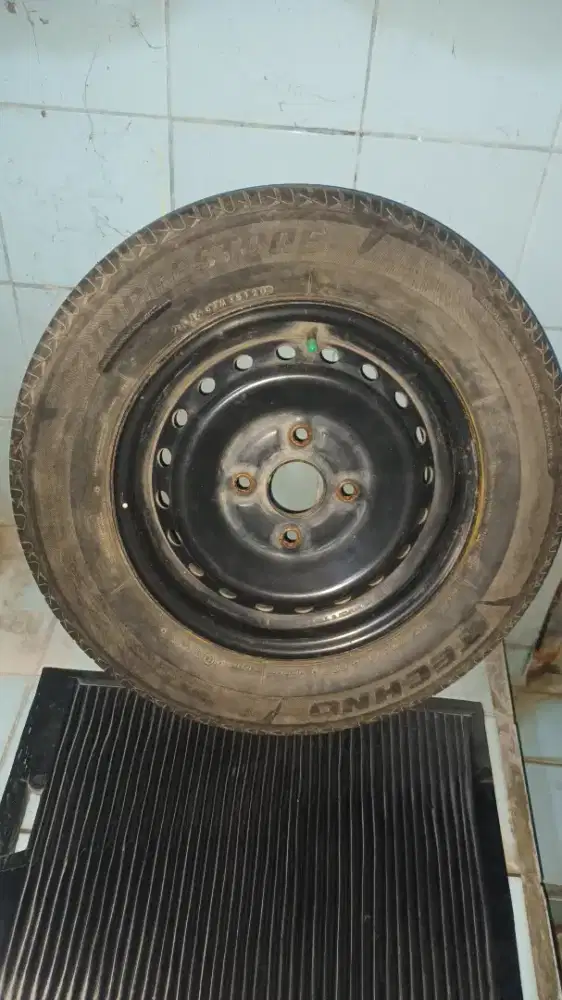 1 velg ban tebal tubeles ring 14 siap pakai