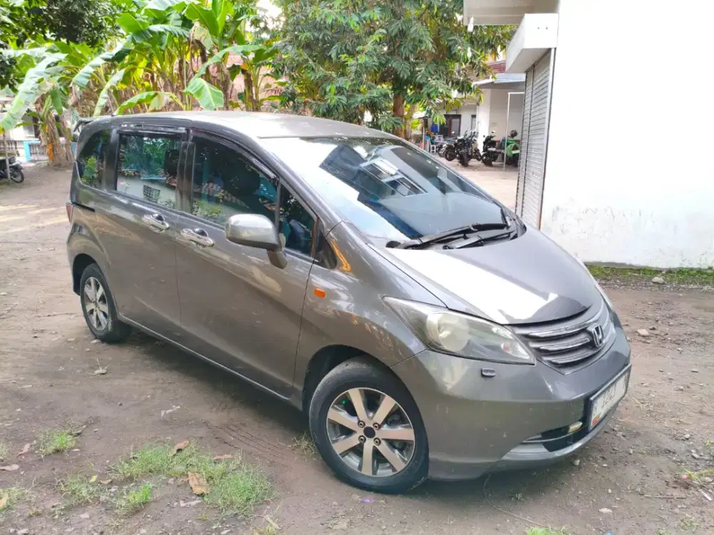 Honda Freed 1.5 PSD 2009 Tangan 1