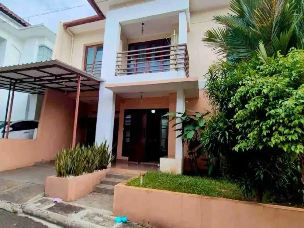 Rumah terawat, 3 lantai di Bintaro, tanah luas 200 meter
