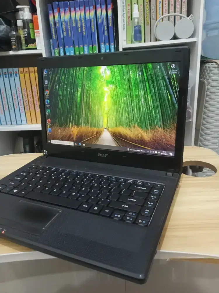 Laptop Acer Aspire 4738Z Mulus Tinggal Pakai