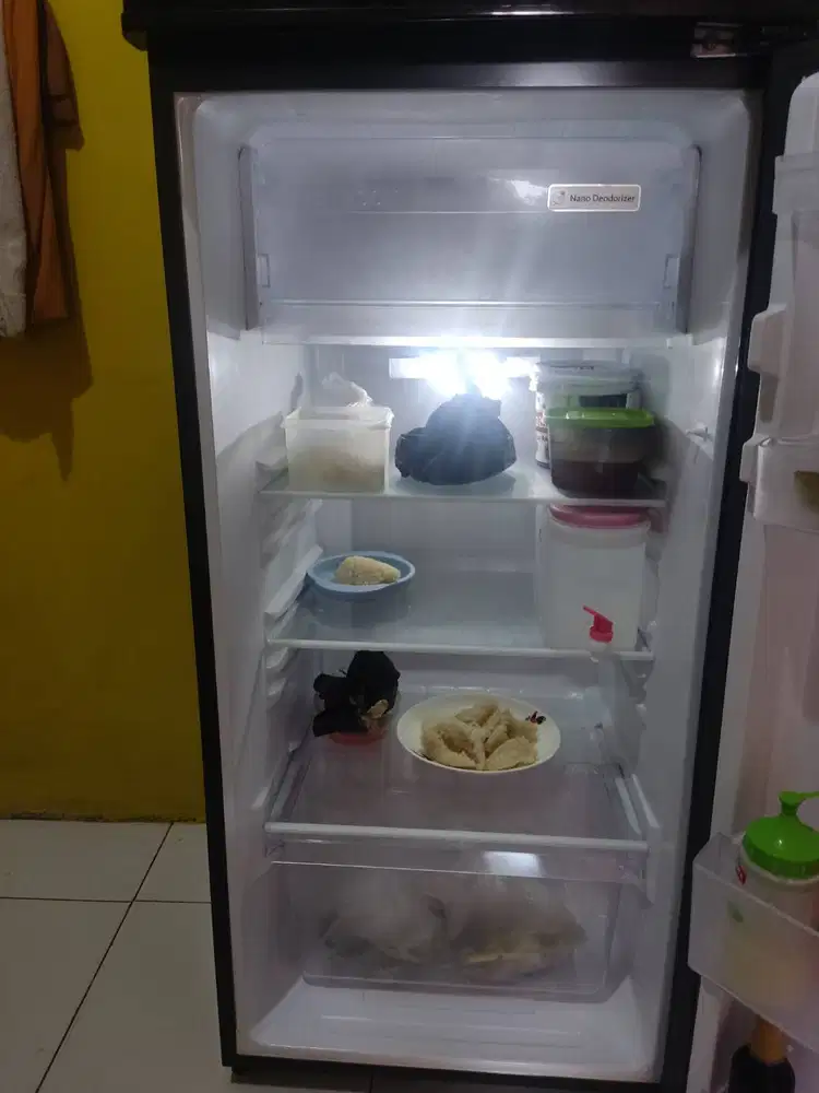 Sharp SJ-317 2 pintu Low Watt