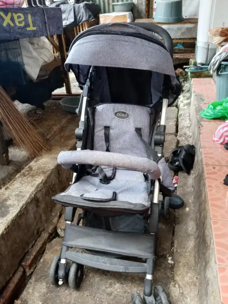 Di jual stroller merk pliko