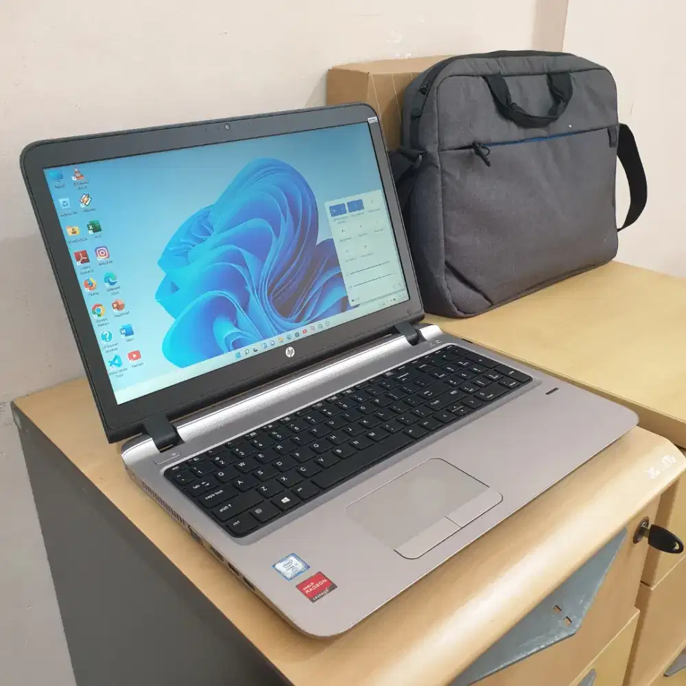 HP PROBOOK 450 G3 - I5 6200U - RADEON R7 M340 - DDR4 8GB - 256GB