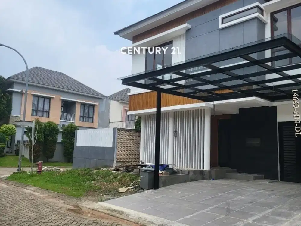 Rumah Sudah Renovasi Siap Huni Ada Kolam Renang Di Discovery