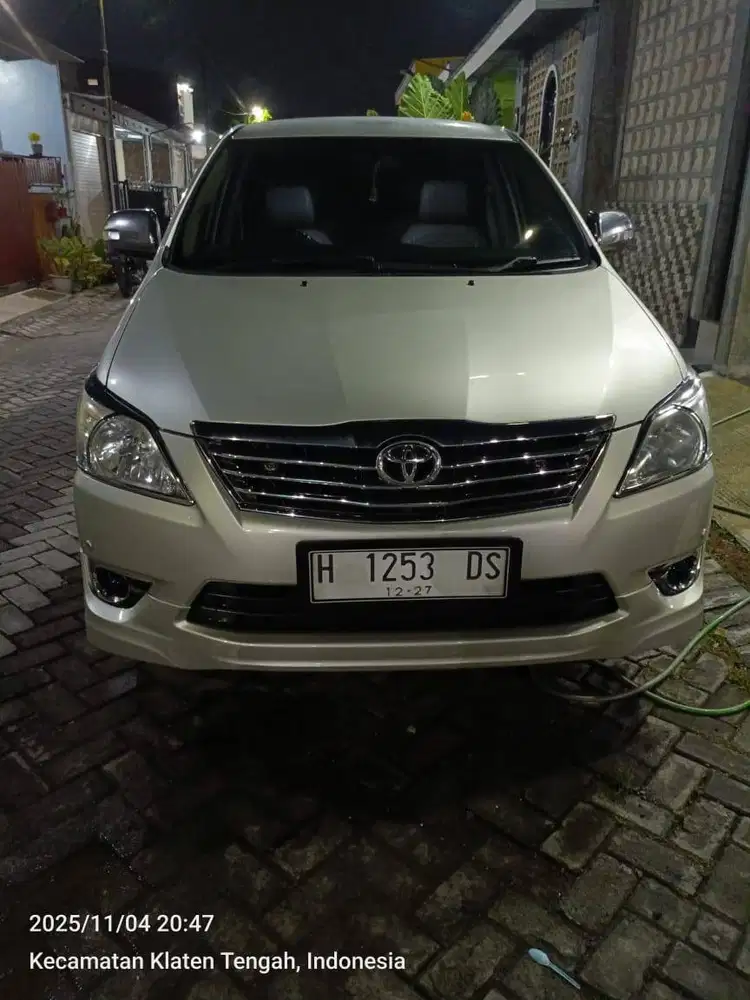 Kijang Innova 2.0 V Luxury Bensin-MT
