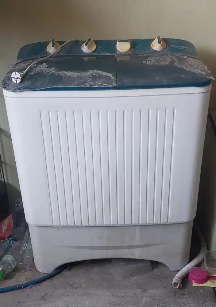 Mesin cuci Polytron