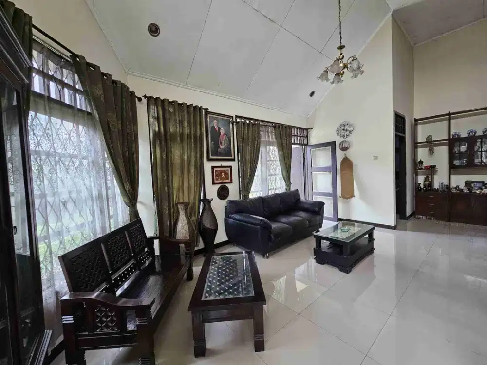 TURUN HARGA, dijual rumah hook di Pamulang Estate