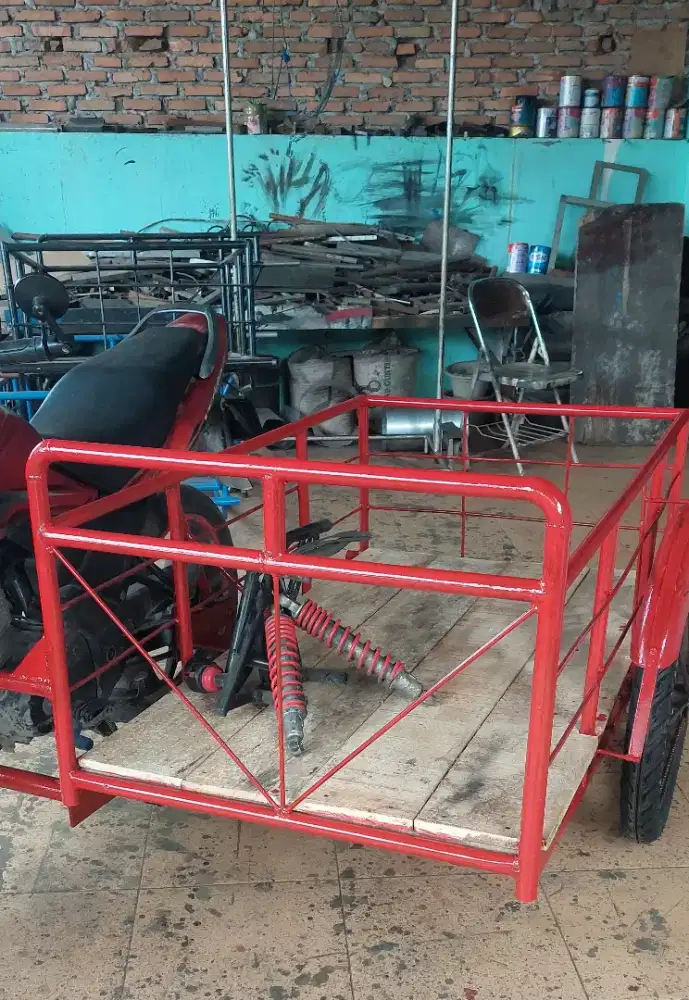 Spesialis buat trmpahan sasis becak brng