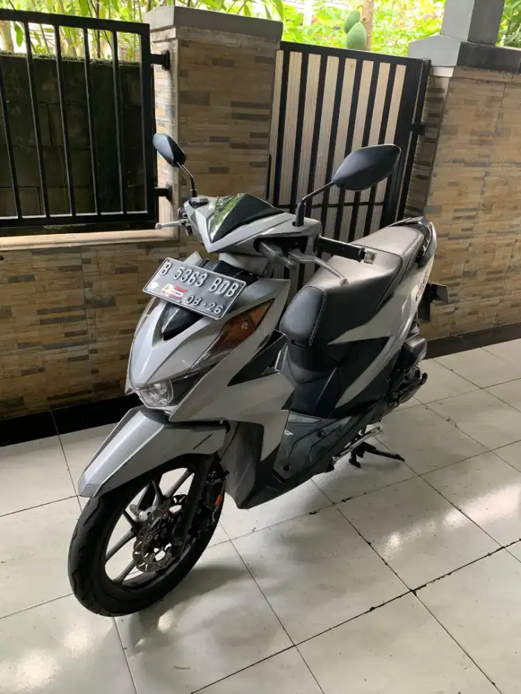 Honda beat deluxe
