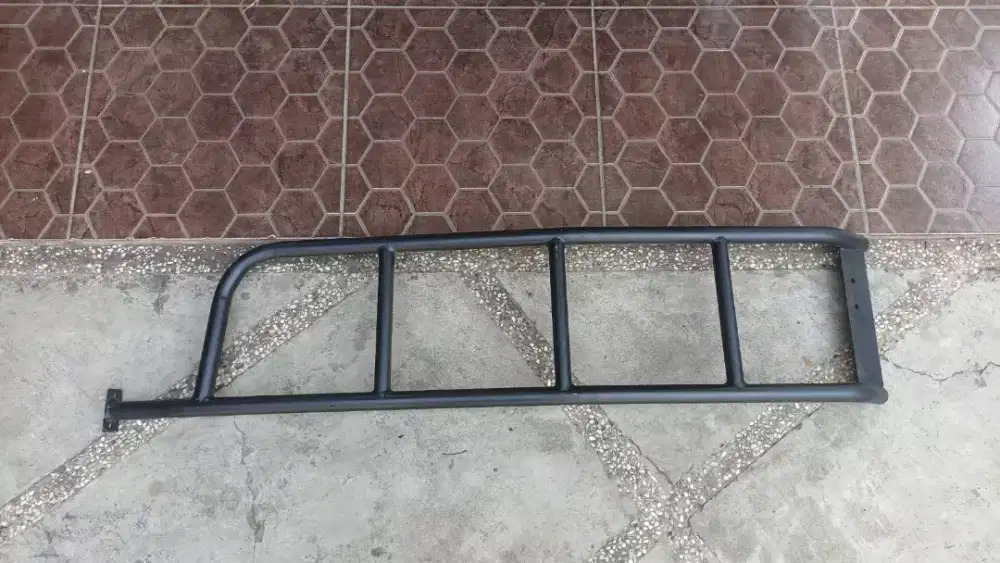Tangga roofrack mobil
