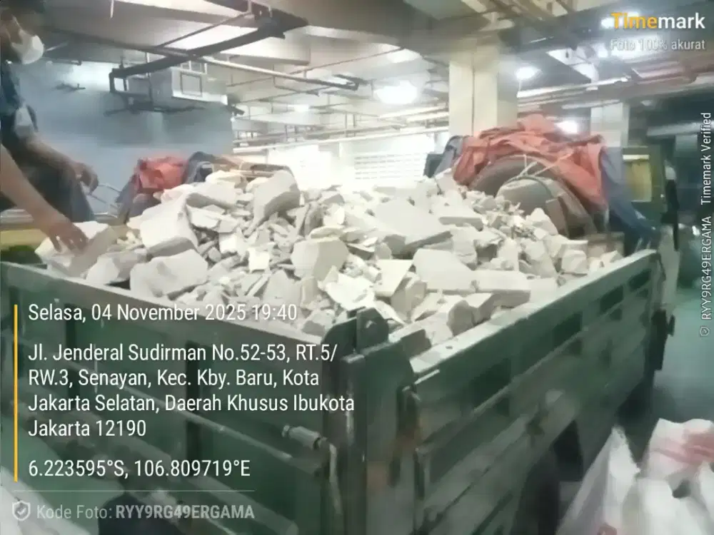 Jasa buang tanah galian