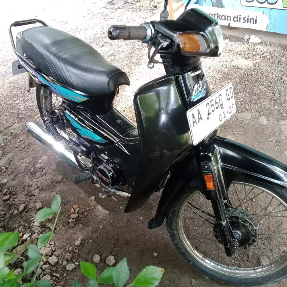 Di jual Astrea Grand 1994