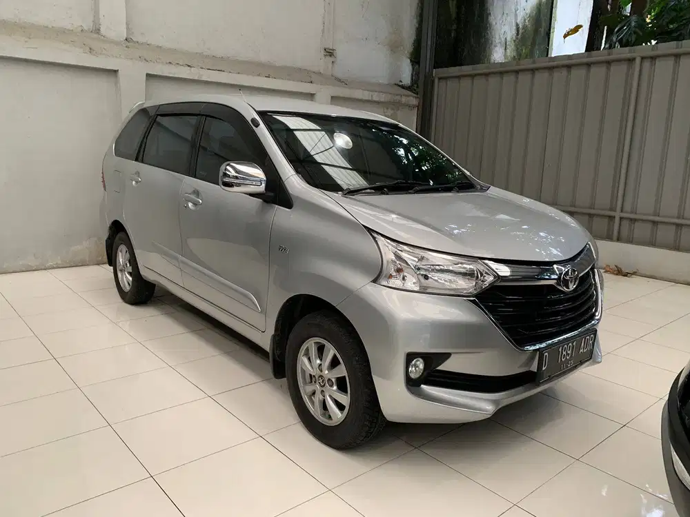 TOYOTA AVANZA 1.3 G MT MANUAL 2015 KM 81RB SILVER TYPE G