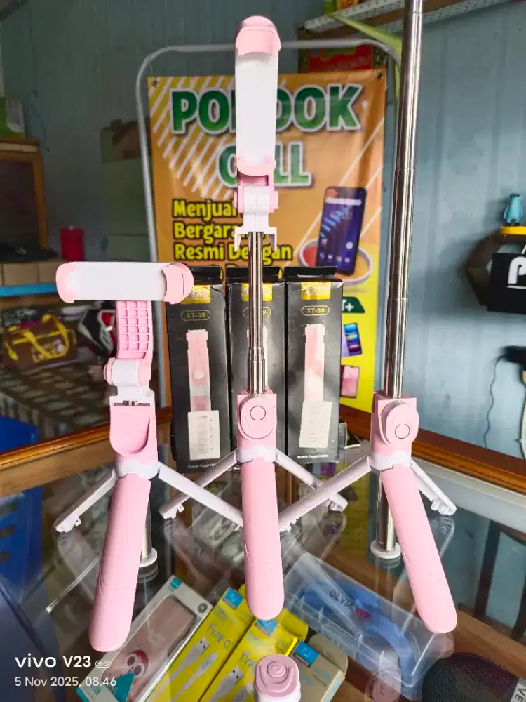TRIPOD MINI BLUETOOTH XT-09 BARU