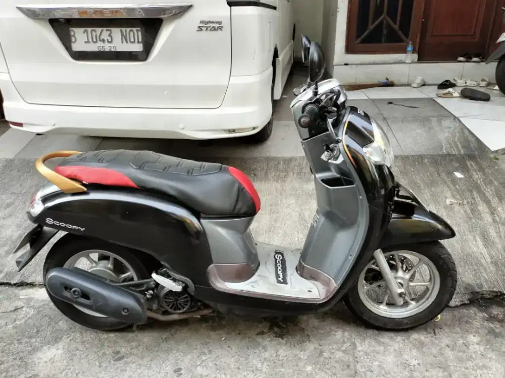 Honda Scoopy donat th 2017