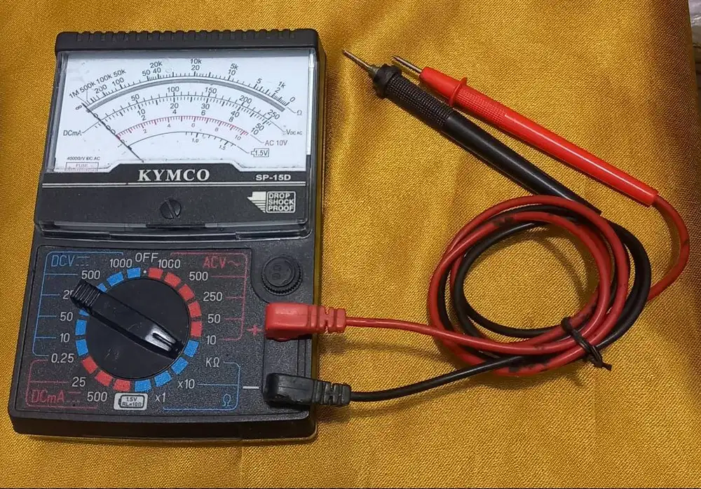 Ada 2 Unit Alat Ukur Listrik,Fungsi Normal,jual murah cuma 60rb NET.