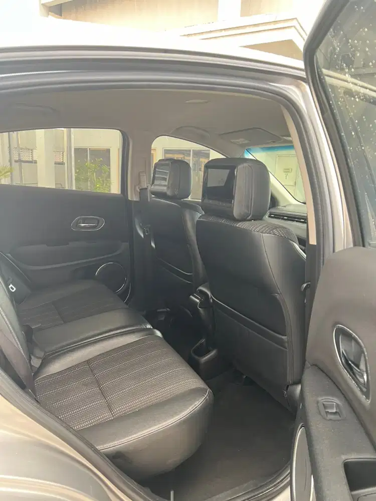 Volkswagen Golf 2011 Bensin