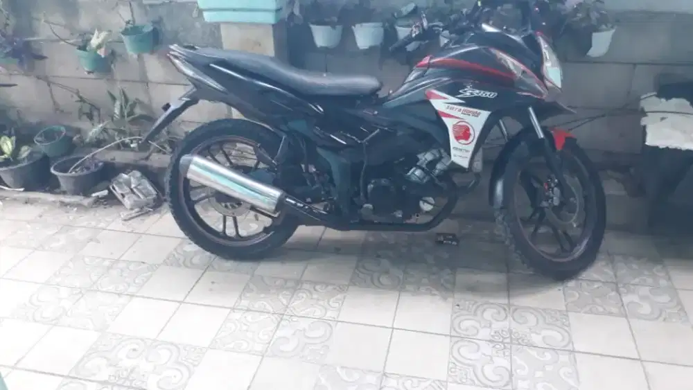 Jual motor bekas honda CS one
