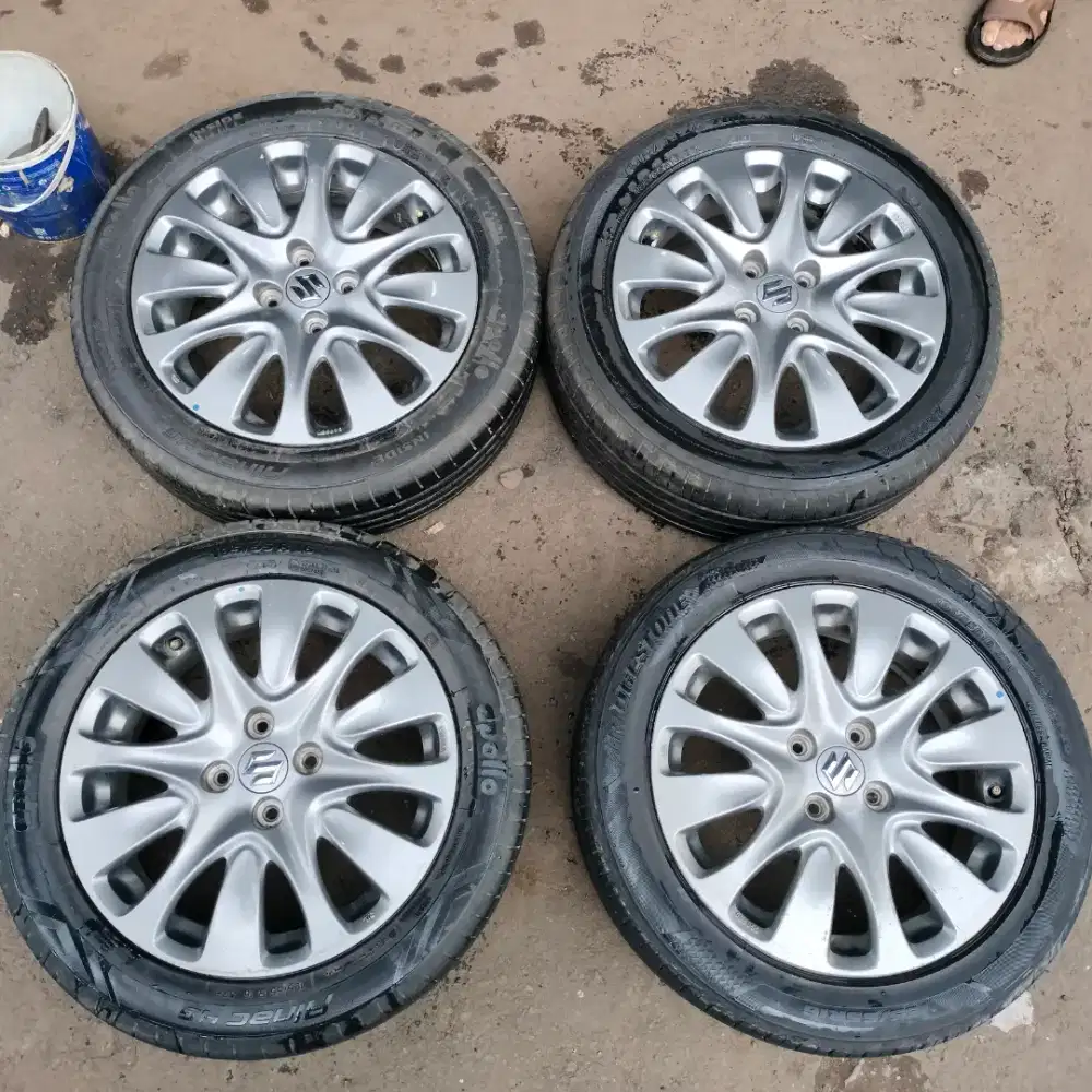 Velg original Suzuki Baleno hatchback ring 16 4x100 ban 195/55 R16