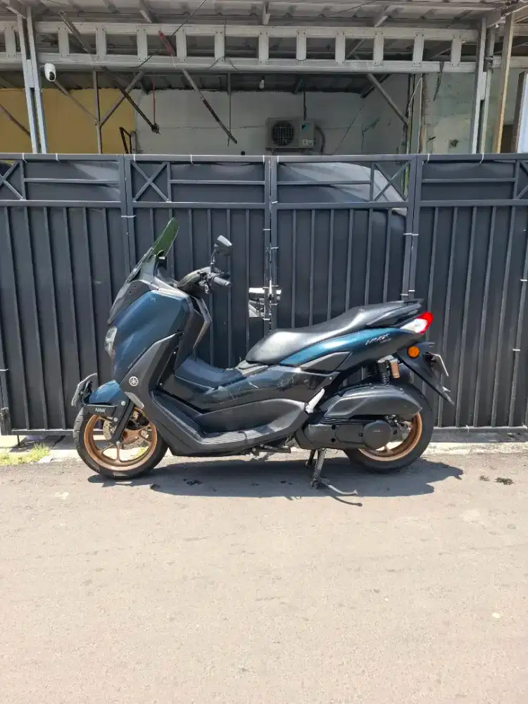 Nmax connected non ABS - Mate Green 2023