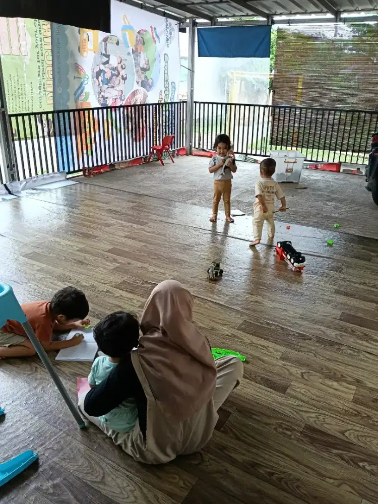 Dibutuhkan guru daycare