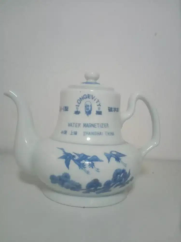 Guci teko china antik