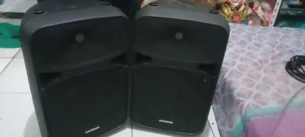 Speaker SAMSON Auro D210 200watt