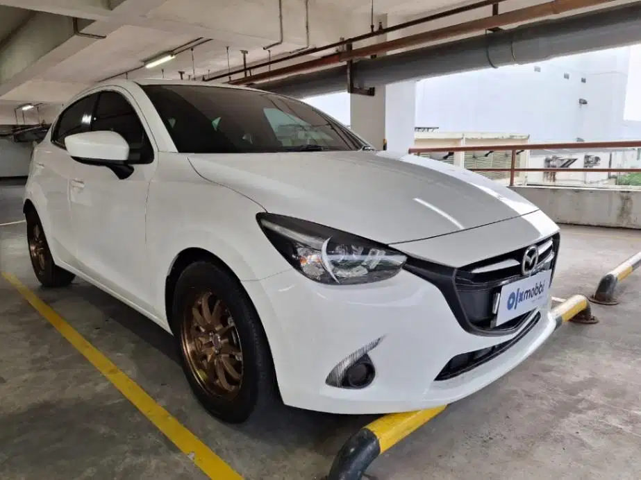 DP RENDAH Mazda 2 1.5 Skyactiv Bensin-AT 2016 7ZD