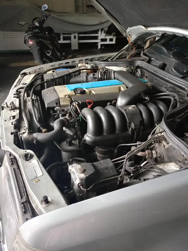 Mercedes-Benz E320 1996 Bensin