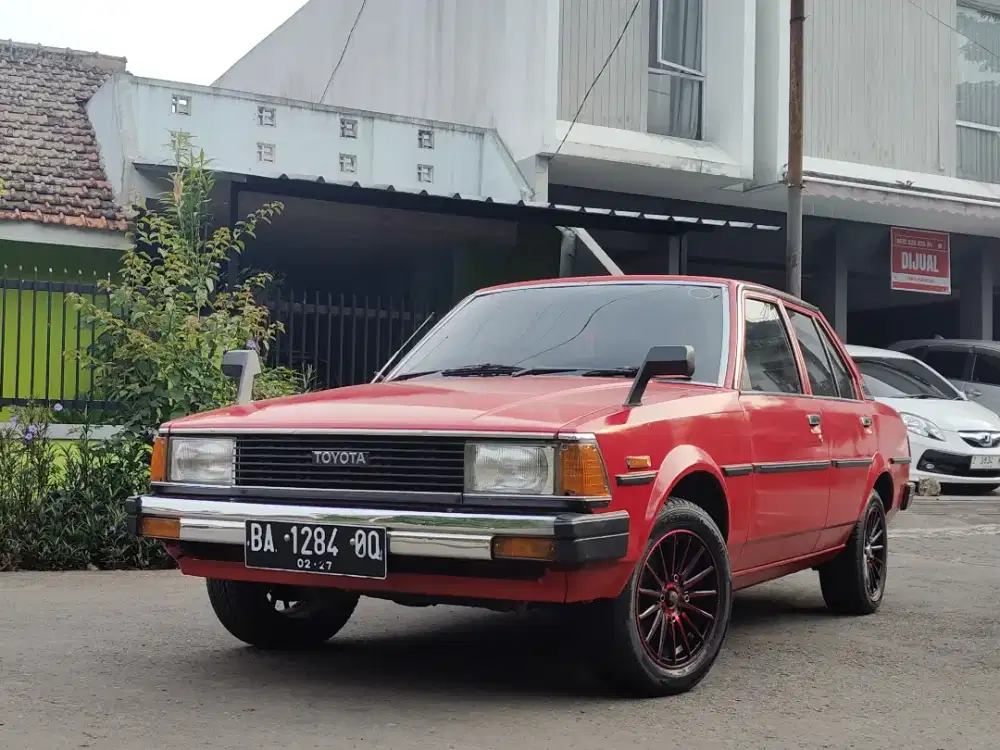 Corolla DX 1983 Merah Interior Original Merah Sehat Terawat
