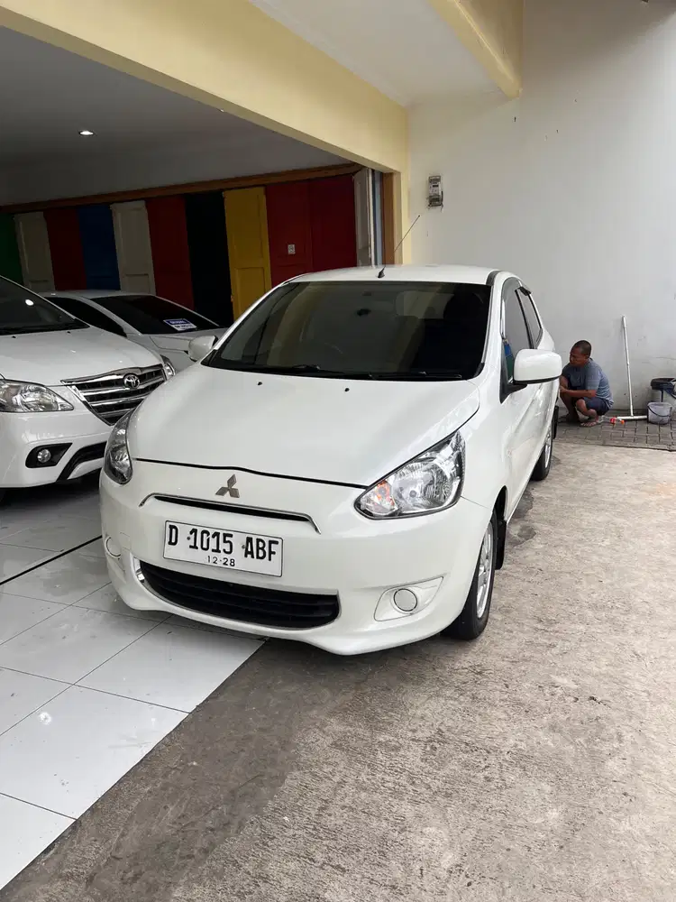 MITSHUBISHI MIRAGE GLX M/T (antik!)